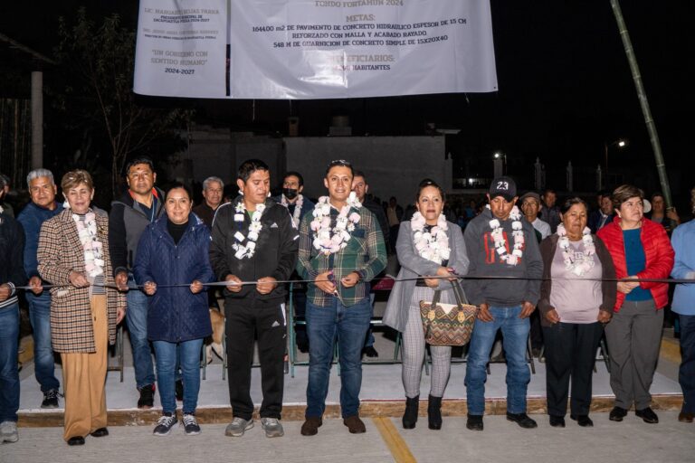 Inauguración de Obra de la Calle Juan Aldama en la Junta Auxiliar de Xalacapan