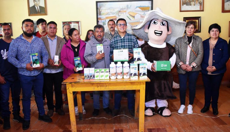 Inicia Campaña de vacunación, desparasitación y aplicación de vacunas al Ganado bovino, porcino y ovicaprino.