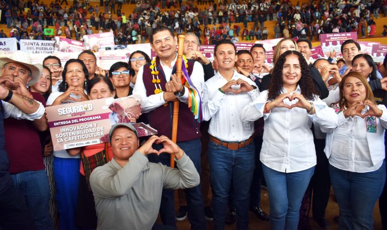 Zacapoaxtla, sede de la entrega de Apoyos del Programa de Seguridad y Justicia para el Campo.