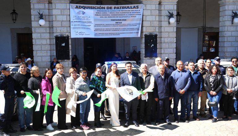 Margarito Rojas Parra refuerza la seguridad en Zacapoaxtla con la entrega de siete patrullas.